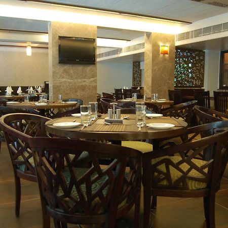 Comfort Inn President Near Ahmedabad Junction Station Exterior foto